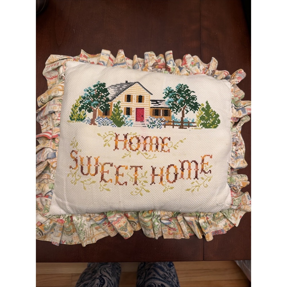 Home Sweet Home Farm Country Needlepoint Decorative Pillow Vintage